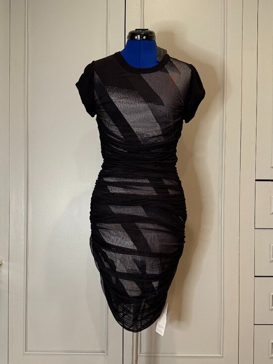 BCBGMaxAzria Dresses & Skirts - BCBGMAXAZRIA Bodycon Dress with Mesh Overlay, Size M, NWT